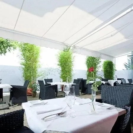 Hotel Restaurant Pusswald 4*