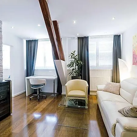 Hotel Restaurant Pusswald 4*